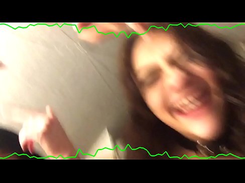 ❤️ Wando biyu masu sexy brunette mai ban sha'awa suna zama 'yan iska Batsa vk ️❤